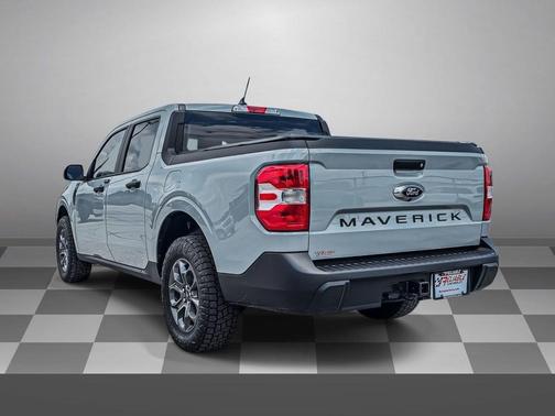 Cactus Gray 2024 Ford Maverick XLT