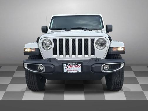 Bright White 2020 Jeep Wrangler Unlimited Sahara