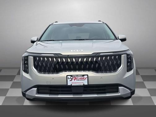 Ivory Silver 2025 Kia Carnival EX