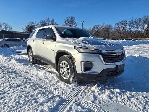 2022 Chevrolet Traverse LS
