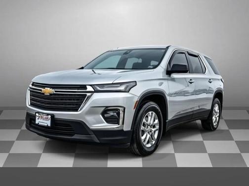 2022 Chevrolet Traverse LS