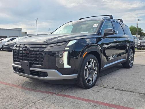 Abyss Black Pearl 2024 Hyundai PALISADE Limited