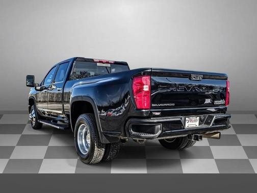 2024 Chevrolet Silverado 3500 High Country