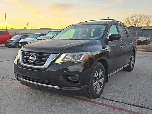 2020 Nissan Pathfinder S 2WD