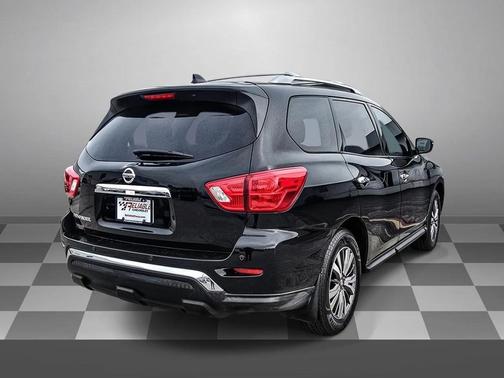 2020 Nissan Pathfinder S 2WD