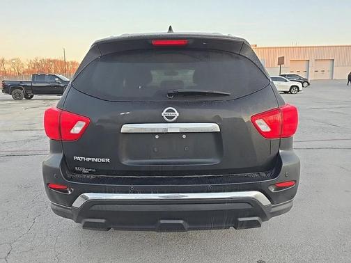 2020 Nissan Pathfinder S 2WD