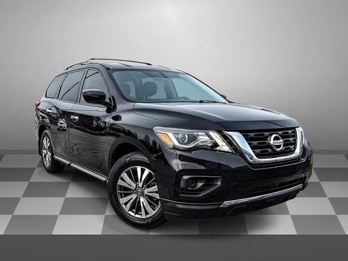 2020 Nissan Pathfinder S 2WD