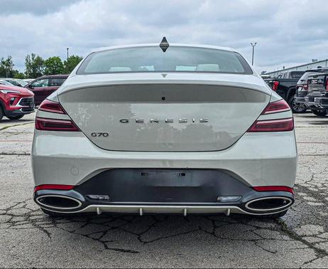 Vatna Gray 2024 Genesis G70 2.5T RWD