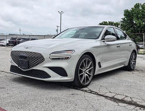 Vatna Gray 2024 Genesis G70 2.5T RWD