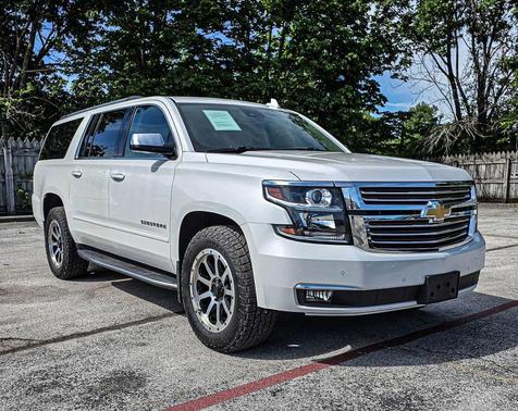 Iridescent Pearl Tricoat 2020 Chevrolet Suburban Premier