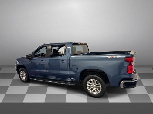 Lakeshore Blue Metallic 2024 Chevrolet Silverado 1500 LT