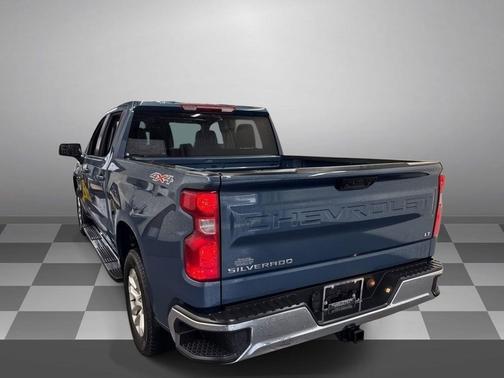 Lakeshore Blue Metallic 2024 Chevrolet Silverado 1500 LT