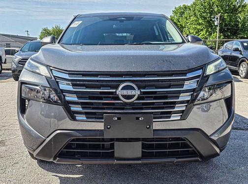 Gun Metallic 2025 Nissan Rogue SV