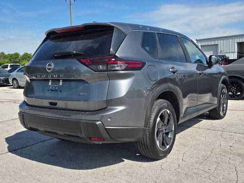 Gun Metallic 2025 Nissan Rogue SV