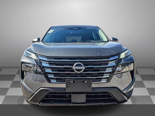 Gun Metallic 2025 Nissan Rogue SV