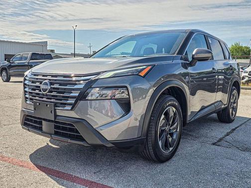 Gun Metallic 2025 Nissan Rogue SV