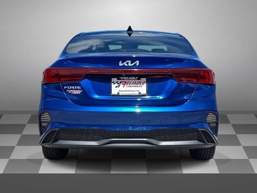 Deep Sea Blue 2022 Kia Forte LXS