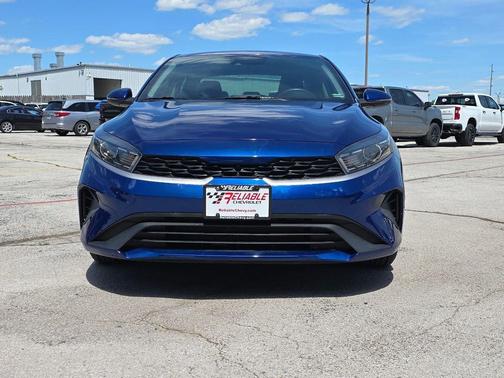 Deep Sea Blue 2022 Kia Forte LXS