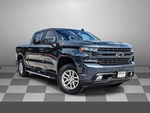 Shadow Gray Metallic 2020 Chevrolet Silverado 1500 RST