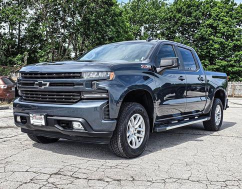 Shadow Gray Metallic 2020 Chevrolet Silverado 1500 RST