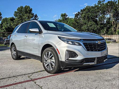 Silver Ice Metallic 2022 Chevrolet Equinox 1LT