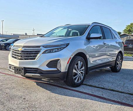 Silver Ice Metallic 2022 Chevrolet Equinox 1LT