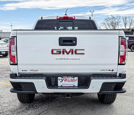 Summit White 2021 GMC Canyon AT4