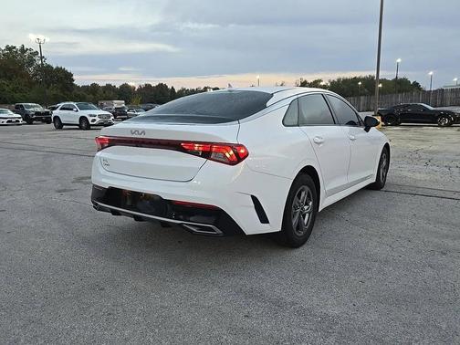 2023 Kia K5 LXS