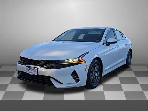 2023 Kia K5 LXS
