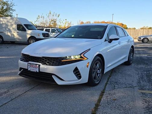 2023 Kia K5 LXS