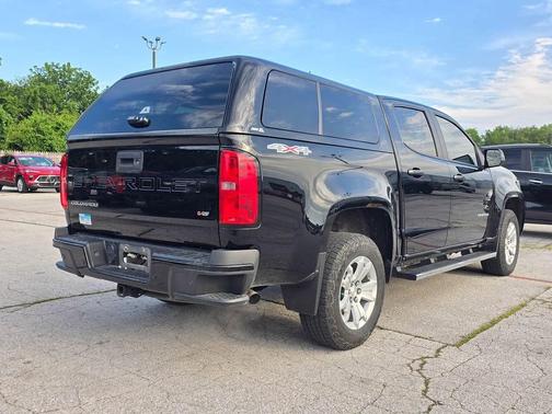Black 2021 Chevrolet Colorado LT