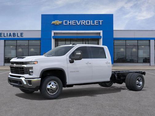 2026 Chevrolet Silverado 3500 LT