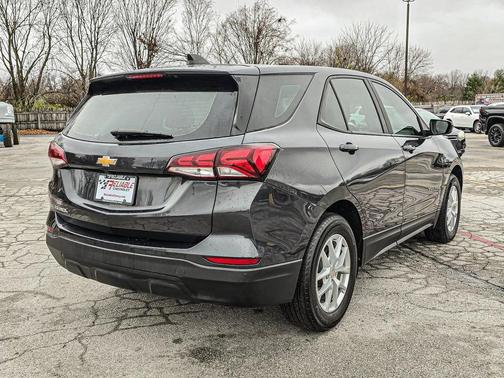 2022 Chevrolet Equinox LS