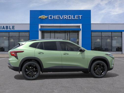 Cacti Green 2026 Chevrolet Trax FWD ACTIV