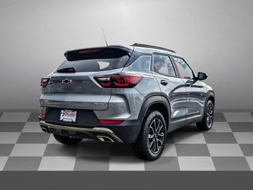 Sterling Gray Metallic 2025 Chevrolet Trailblazer ACTIV