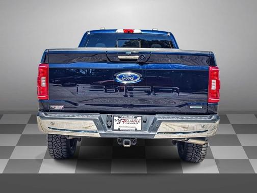 Antimatter Blue Metallic 2022 Ford F-150 XLT