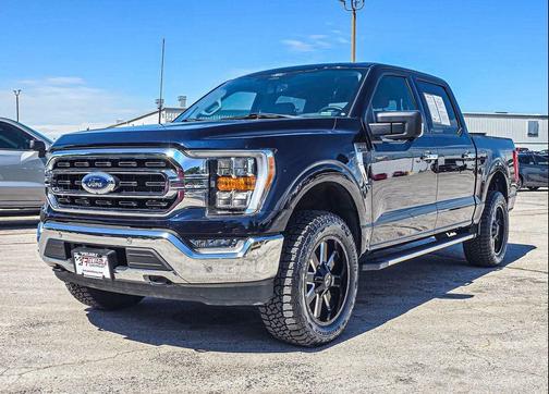 Antimatter Blue Metallic 2022 Ford F-150 XLT