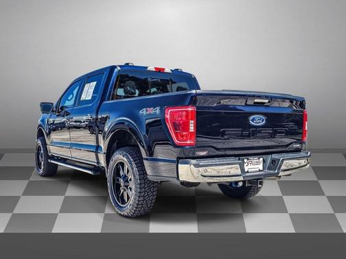 Antimatter Blue Metallic 2022 Ford F-150 XLT