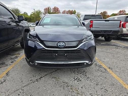 2024 Toyota Venza XLE