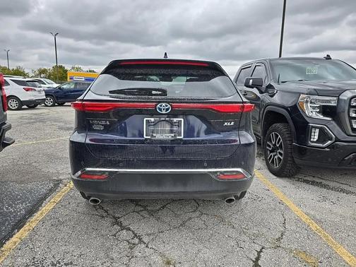 2024 Toyota Venza XLE