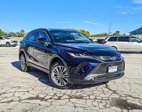 2024 Toyota Venza XLE