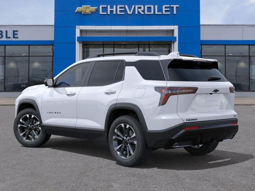 Polar White Tricoat 2026 Chevrolet Equinox FWD RS