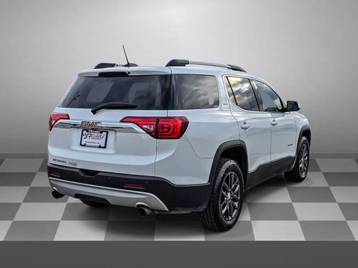 2017 GMC Acadia SLT-1