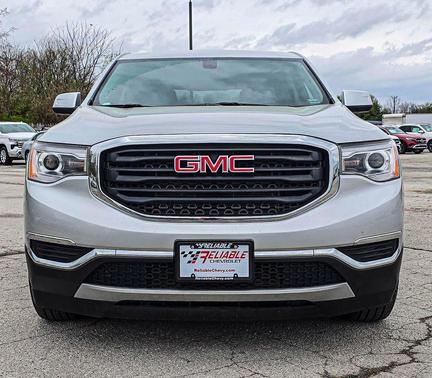 Quicksilver Metallic 2019 GMC Acadia SLE-1
