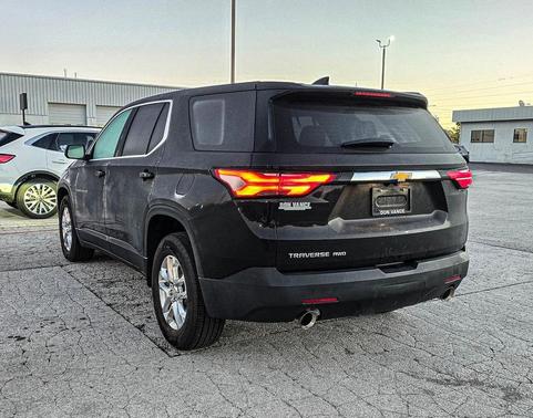 2022 Chevrolet Traverse LS