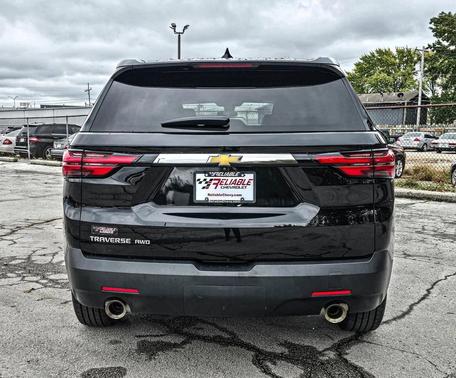2022 Chevrolet Traverse LS