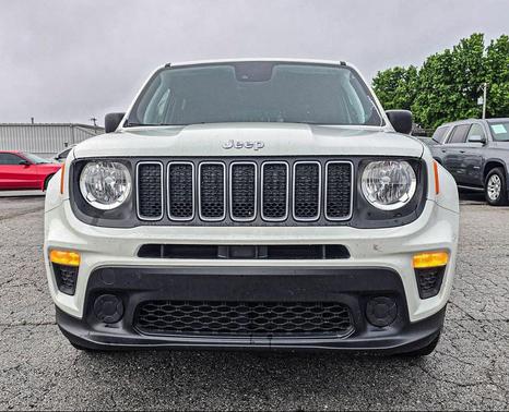 Alpine White Clearcoat 2023 Jeep Renegade Latitude