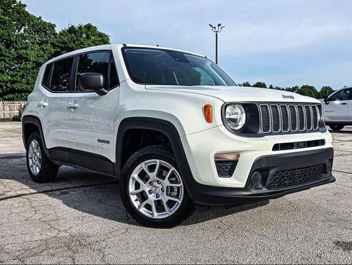 Alpine White Clearcoat 2023 Jeep Renegade Latitude