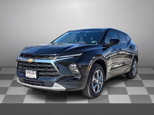 Black 2025 Chevrolet Blazer 2LT