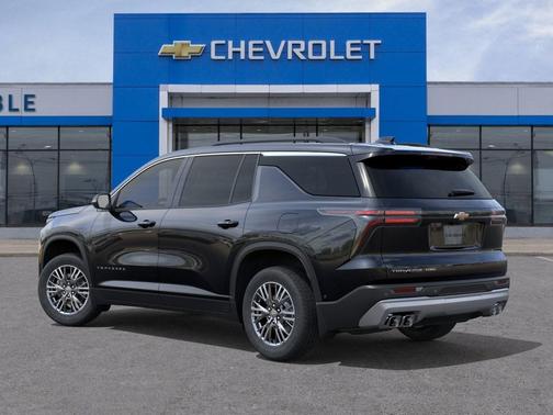 Mosaic Black Metallic 2026 Chevrolet Traverse LT